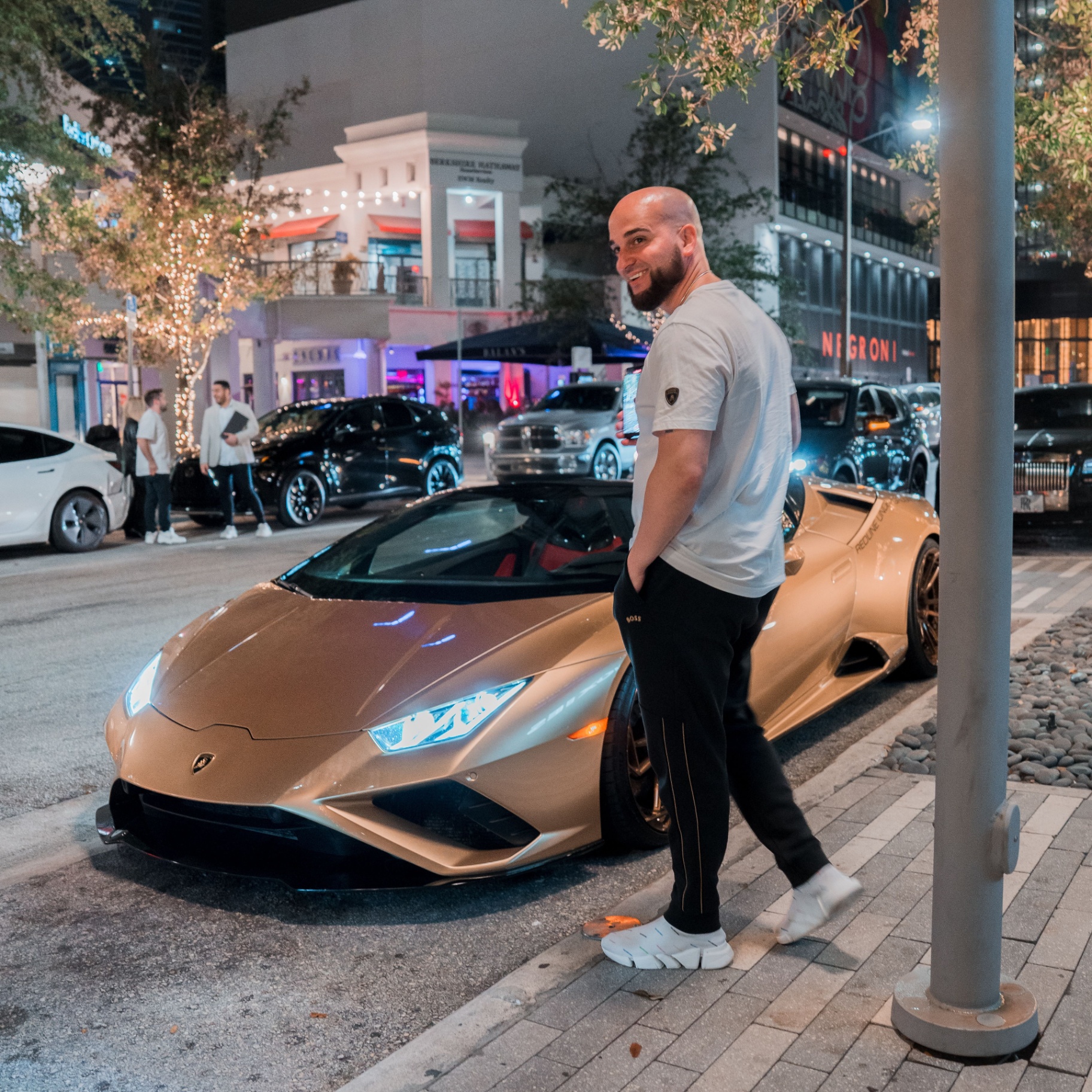 Yohan Santiesteban — Miami lifestyle